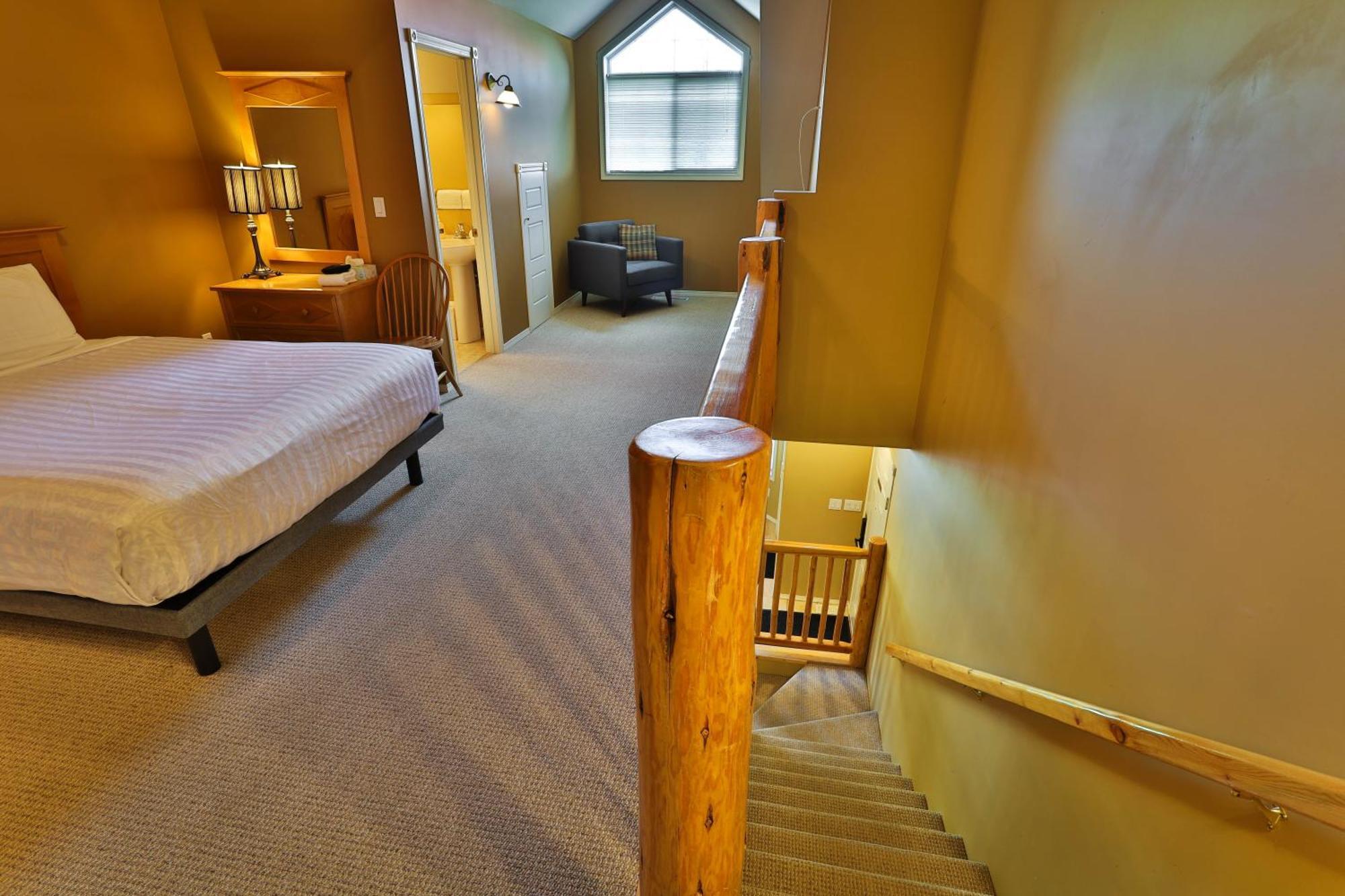 Riverside By Stayin Apartment Fernie