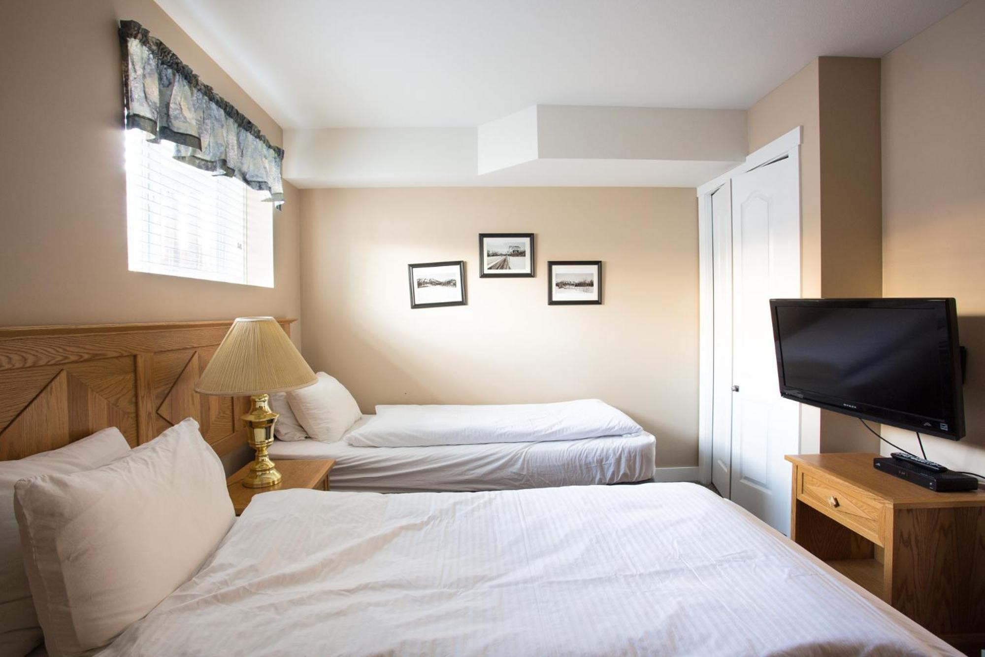 Riverside By Stayin Apartment Fernie