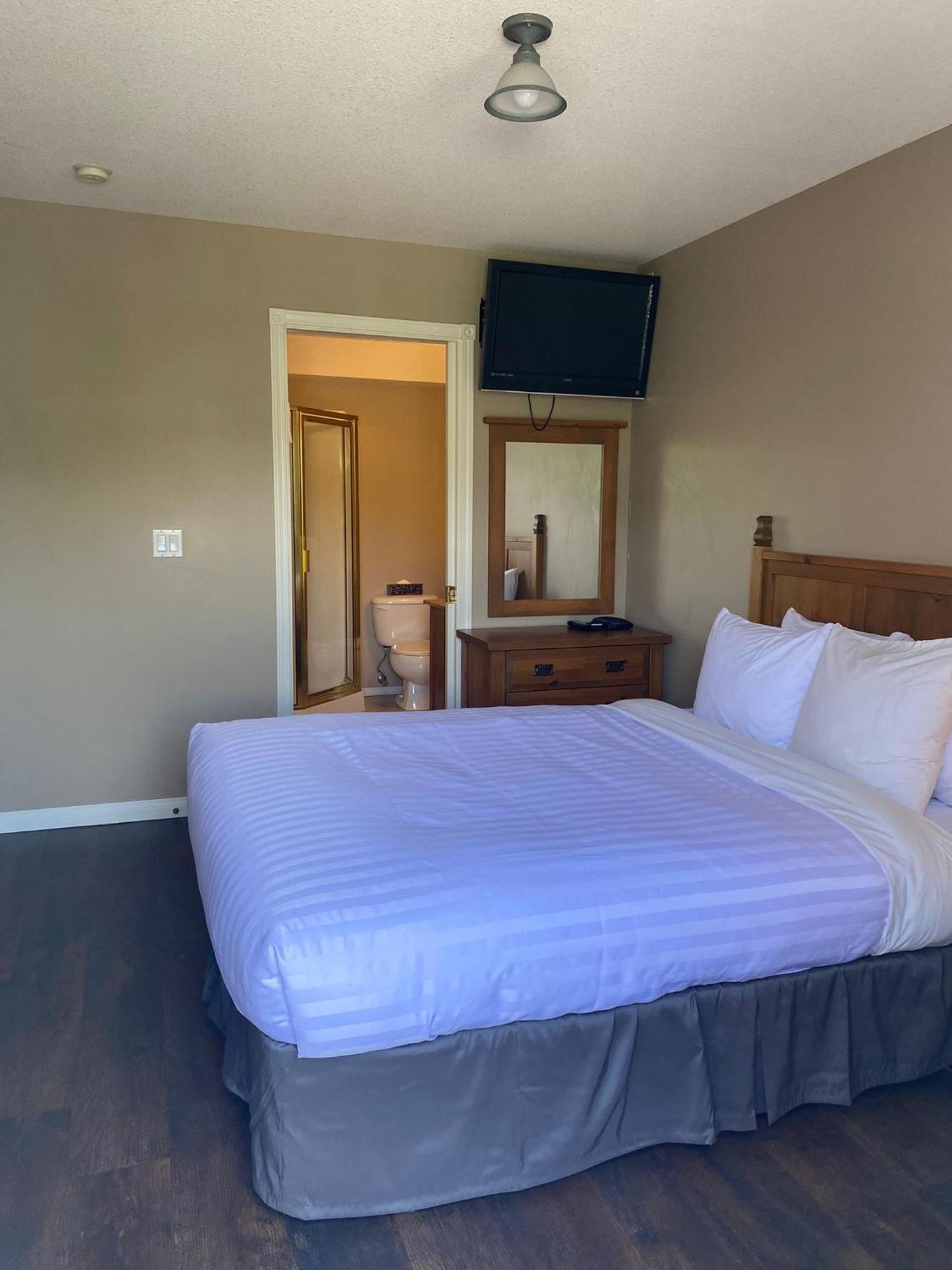Riverside By Stayin Apartment Fernie